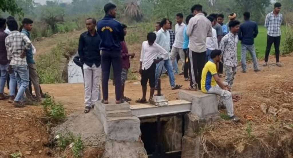 ସନ୍ନ୍ୟାସୀ କୁଣ୍ଡାମାଲ ଗ୍ରାମରେ ସ୍ତ୍ରୀକୁ ହତ୍ୟା କଲା ପରେ ସ୍ୱାମୀର ଆତ୍ମହତ୍ୟା ଉଦ୍ୟମ