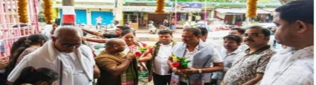 ନୂତନ ଦୁଇ ଶୋ’ରୁମ୍ର ଶୁଭାରମ୍ଭ କଲେ ପୂର୍ବତନ ମନ୍ତ୍ରୀ ଶ୍ରୀକାନ୍ତ ସାହୁ