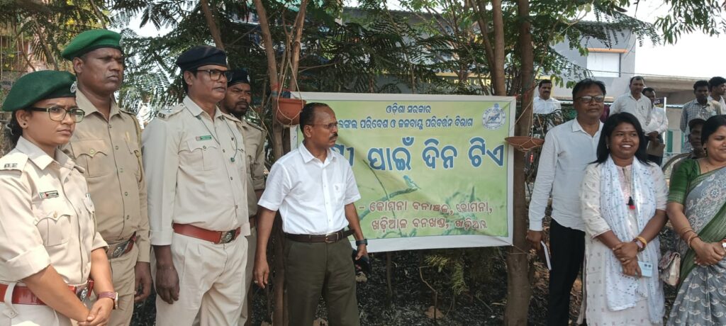 ନୂଆପଡା କୁରେଶ୍ୱର ଗ୍ରାମ ପଞ୍ଚାୟତରେ ପ୍ରବାସୀ ଶ୍ରମିକ ସଚେତନତା ସଭା ଓ ବିଭିନ୍ନ କାର୍ଯ୍ୟକ୍ରମ ଅନୁଷ୍ଠିତ।