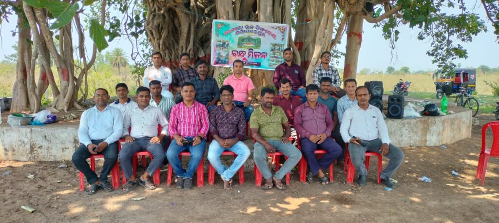 ୨୦୦୨ ଦଶମ ଶ୍ରେଣୀ ଛାତ୍ରଙ୍କ ବନ୍ଧୁ ମିଳନ;