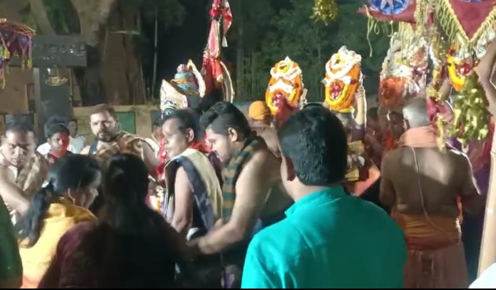 ଆରମ୍ଭ ହେଲା ଶ୍ରୀ ଶ୍ରୀ ଶ୍ରୀ ମା ନାରାୟଣୀଙ୍କ ନଗର ଭ୍ରମଣ ଯାତ୍ରା ଆସନ୍ତା ମେ ୨୦ଯାଏ ଚାଲିବ