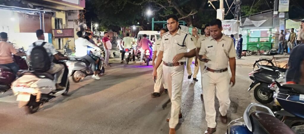 ବ୍ରହ୍ମପୁର ପୋଲିସ ଜିଲ୍ଲାରେ ଜୋରଦାର ଫୁଟ୍ ପାଟ୍ରୋଲିଂ