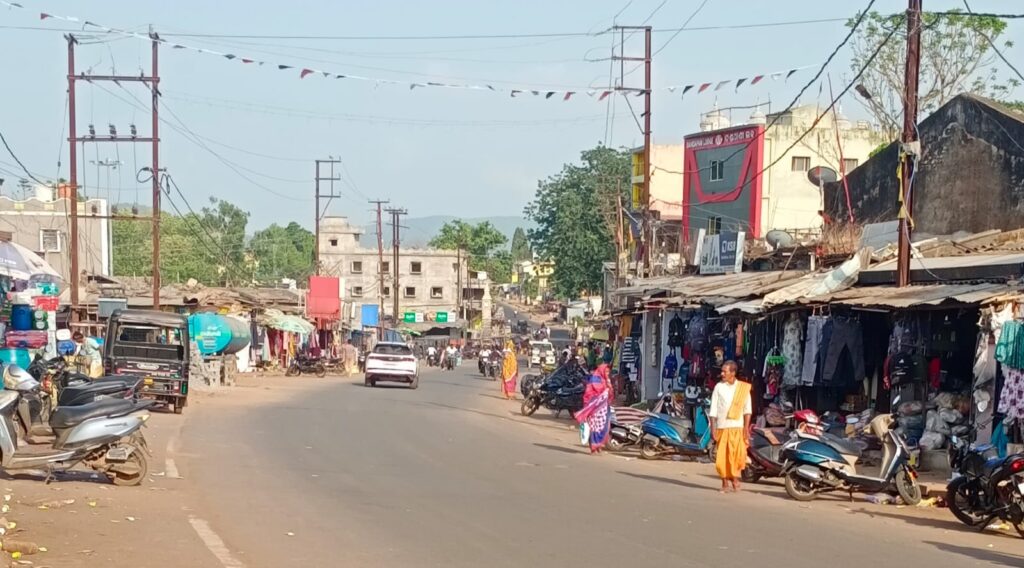 ବାଲିଗୁଡାରେ ଗ୍ରୀଷ୍ମ ପ୍ରବାହ ବଢୁଛି : ୪୨ ଡିଗ୍ରୀ ପାର କଲା ପାରଦ : ବିଦ୍ୟୁତ ର ଲୁଚକାଳି ଖେଳ ରେ ଜନ ଅସନ୍ତୋଷ