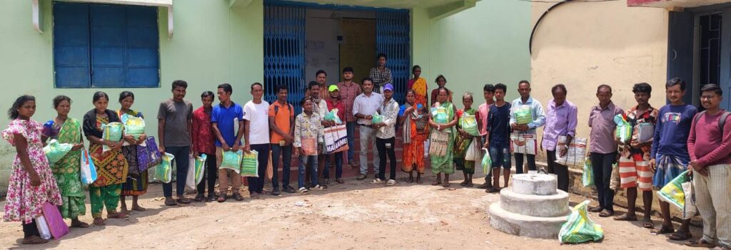 କୋଟଗଡ଼ ରେ ୩୦ଚାଷୀ ଙ୍କୁ ଶ୍ରୀ ଅନ୍ନ ଅଭିଯାନ ଅଧୀନରେ ମାଣ୍ଡିଆ ବିହନ ବଣ୍ଟନ