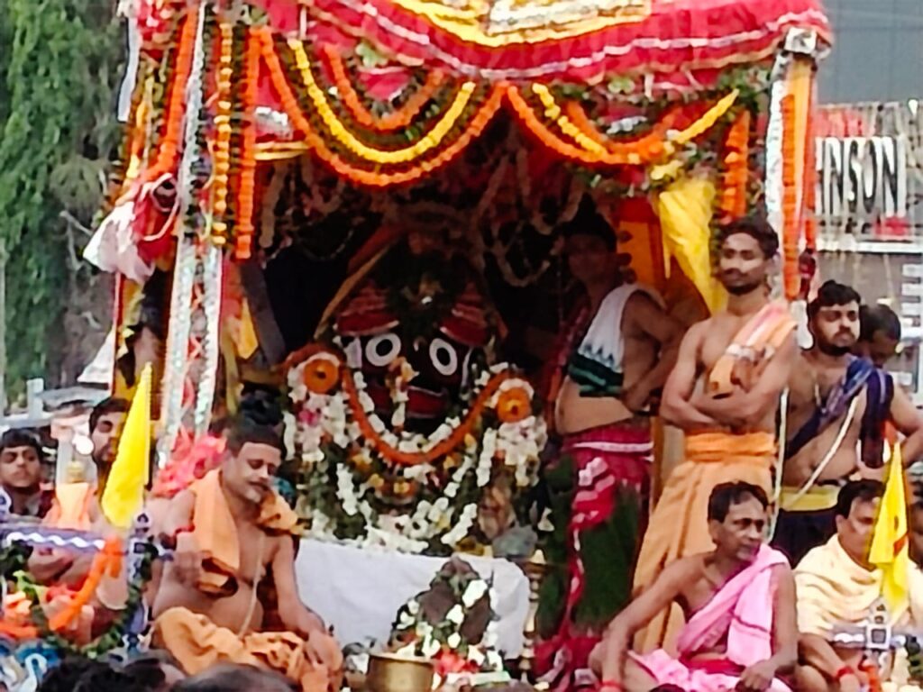 ଜନ୍ମବେଦୀରେ ସରିଲା ଶ୍ରୀଜିଉଙ୍କ ଲୀଳାଖେଳ : “ଜୟ ଜଗନ୍ନାଥ” ଧ୍ୱନିରେ ପ୍ରକମ୍ପିତ ସାରା ଅଞ୍ଚଳ