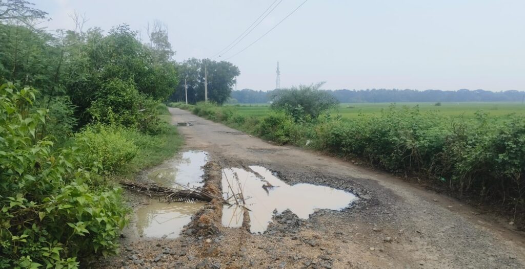ମର୍ଦ୍ଦକୋଟ–କୋଦଳା ରାସ୍ତା ଶୋଚନୀୟ,ଖାଲଖମାରେ ଭର୍ତ୍ତି ରାସ୍ତା, ଯାତାୟାତରେ ଯନ୍ତ୍ରଣା !
