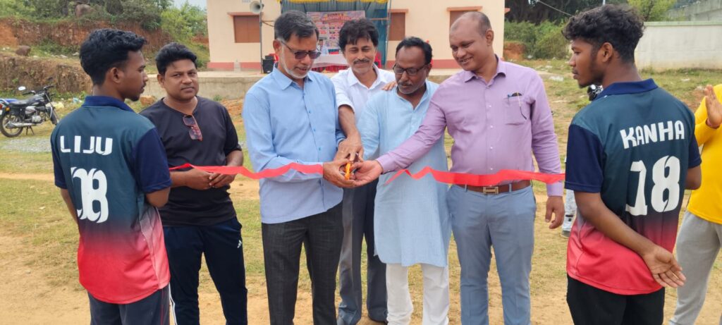 ପ୍ରଥମ ସନ୍ନିସ୍ ଗ୍ରାମୀଣ କ୍ରୀକେଟ ପ୍ରତିଯୋଗିତା ଉଦଘାଟିତ