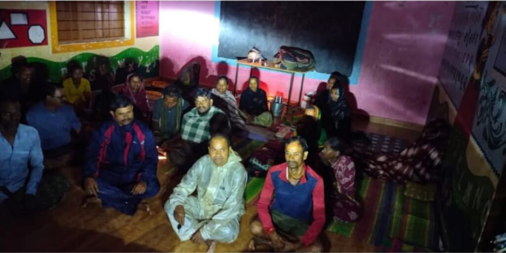 ପ୍ରବଳ ବର୍ଷା ରେ ଇନ୍ଦ୍ରଗଡ଼ ପଂଚାୟତ ନଦୀ ବନ୍ଧ ଭାଙ୍ଗିଲା, ୯୦ଜଣ ଙ୍କୁ ବାତ୍ୟା ଆଶ୍ରୟ ସ୍ଥଳୀ ରେ ଥଇଥାନ
